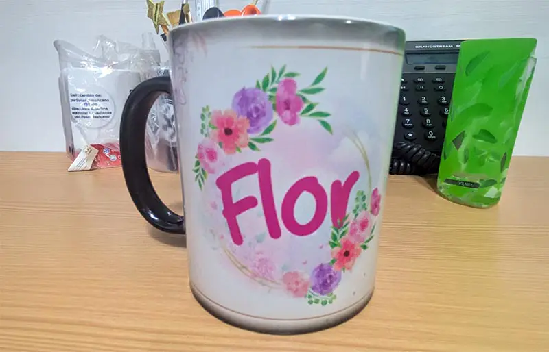 Mug mágico para cumpleaños