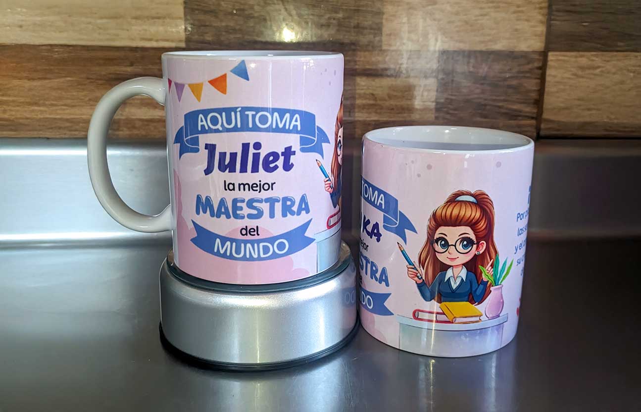 Mug básico personalizado día del maestro